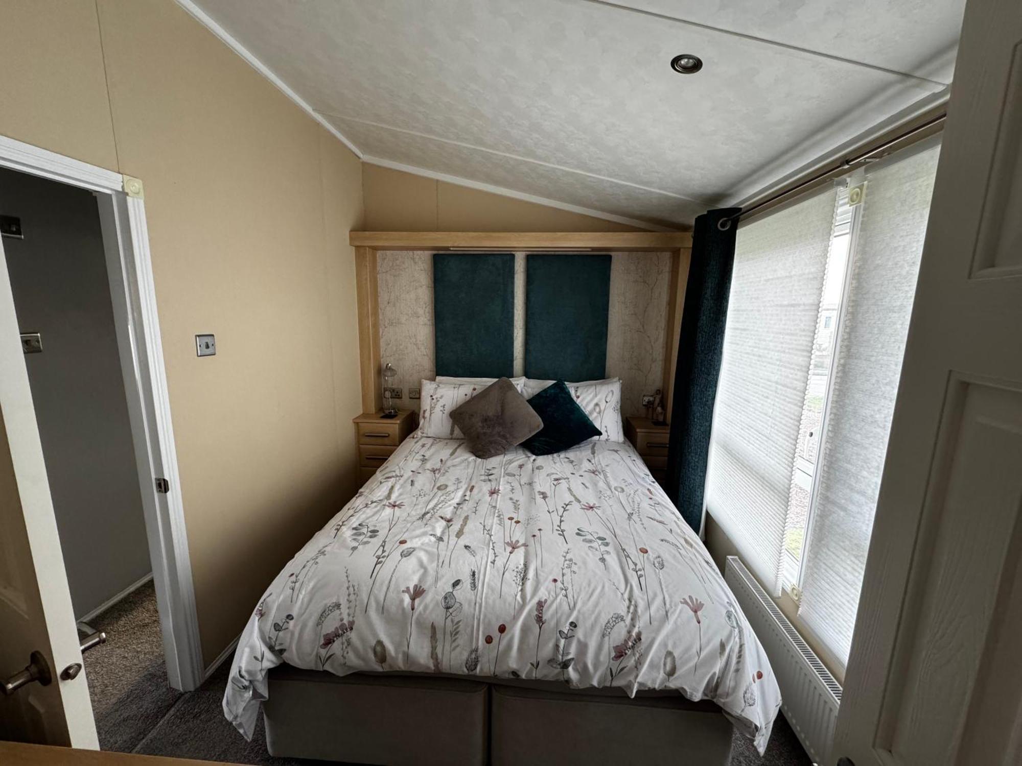 A And C Lodge Plot 21 2 Double Bedrooms Plot 21 With Hot Tub 1 Pet Only No Commercial Vans 4Pm Check In High Hesket Exterior photo